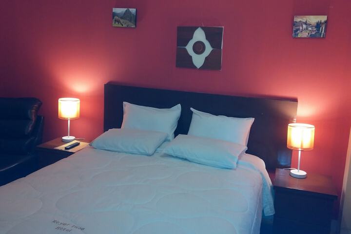 Room 9 of 109