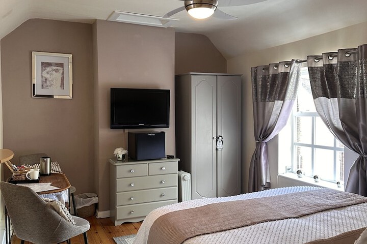 Hotel Interior 11 of 24