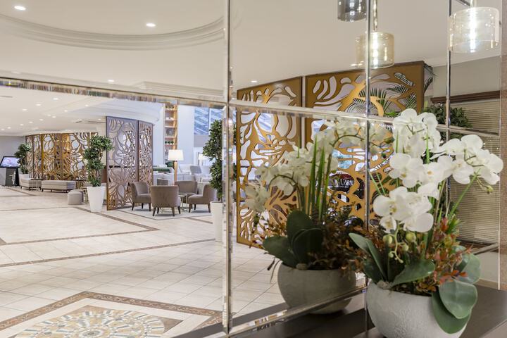 Guest Lobby