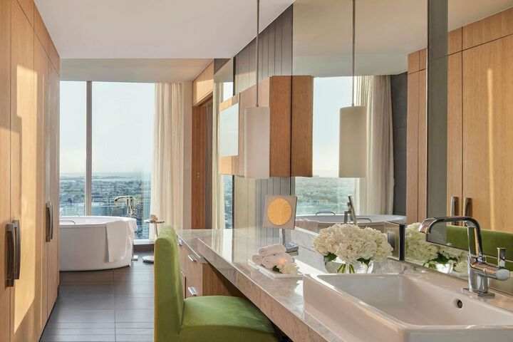 Room 60 of 315