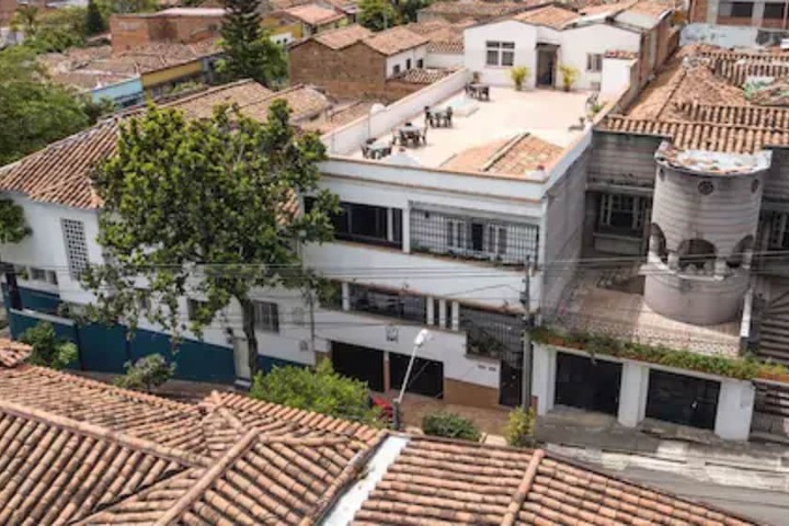 61Prado Guesthouse in Medellín
