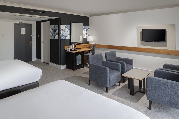 Room 13 of 88