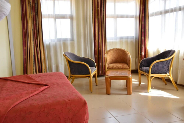 Room 3 of 17