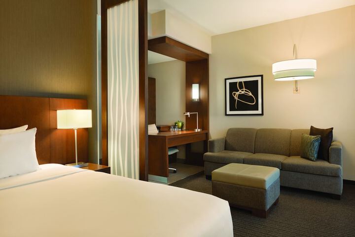 Room 10 of 39