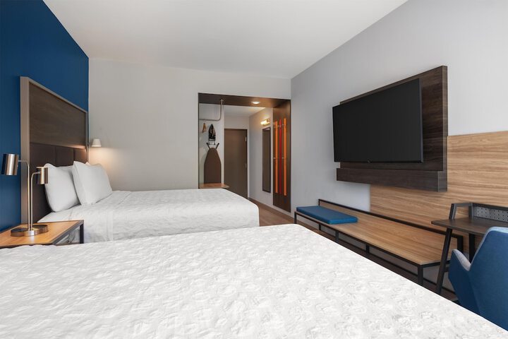 Room 14 of 54