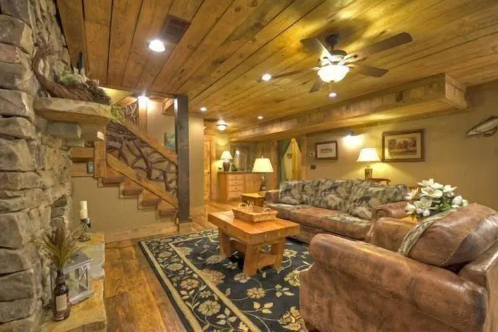 Exterior of A River of Dreams Lodge