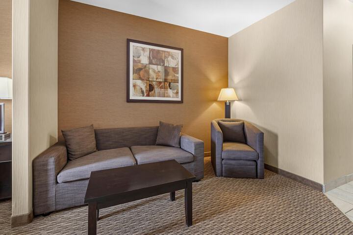 Room 11 of 35