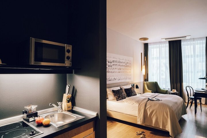 Room 6 of 29
