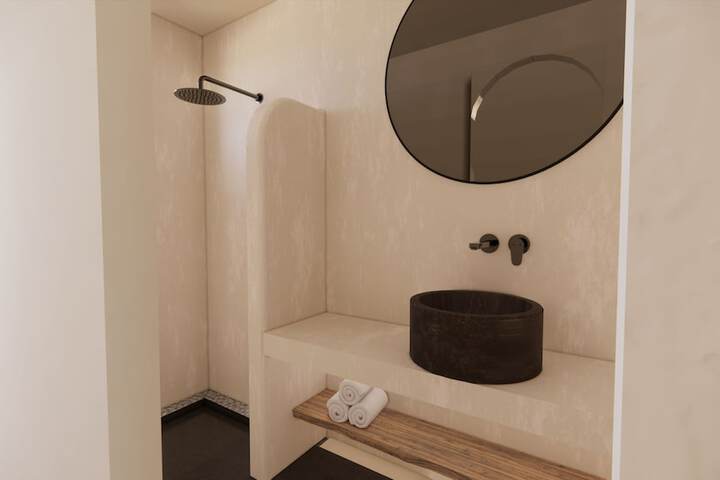 Room 1 of 3