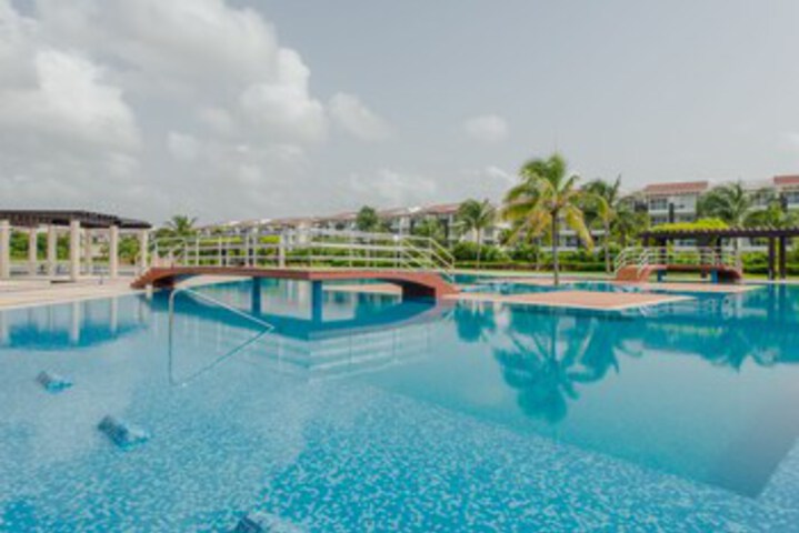 Exterior of Marea Azul Condominium by ChezPlaya