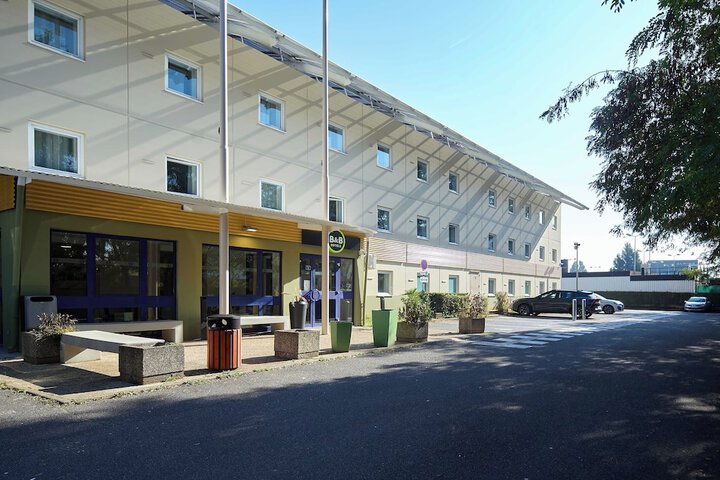 B & B Hotel Viry-Châtillon