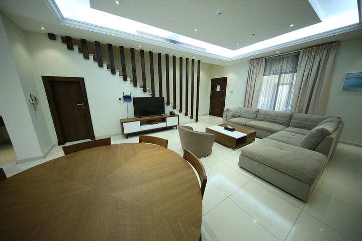 Room 11 of 34
