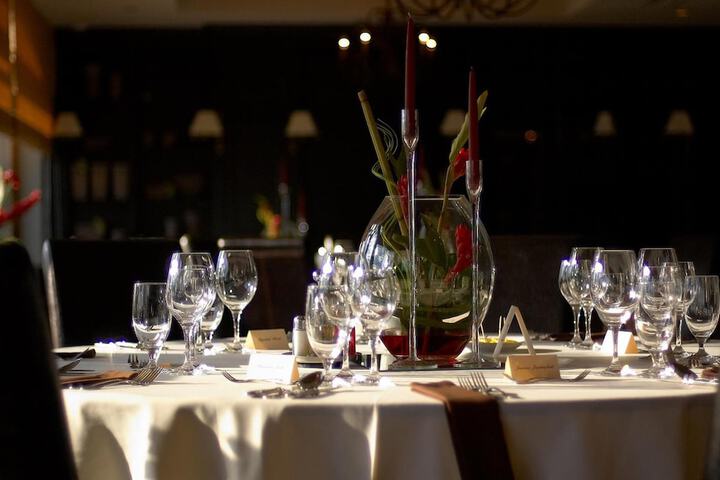 Dining 49 of 65