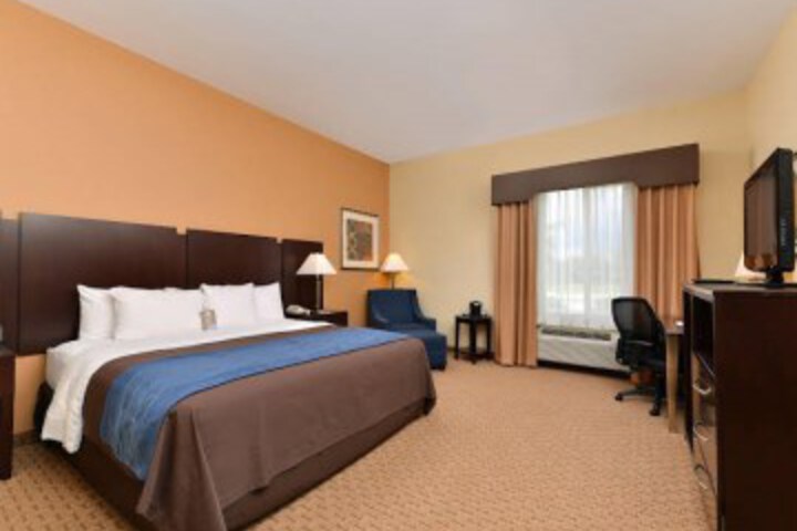 Suite 31 of 40