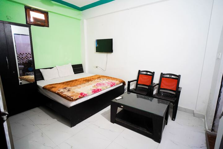 Room 5 of 27