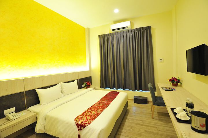 Room 8 of 51