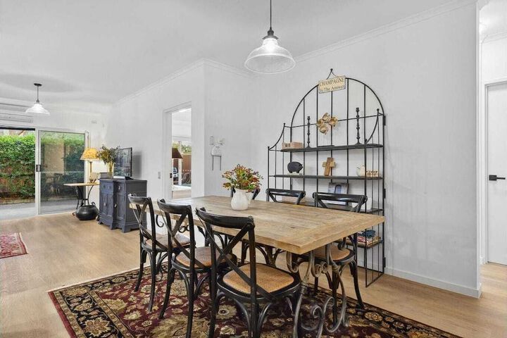 Dining Photos