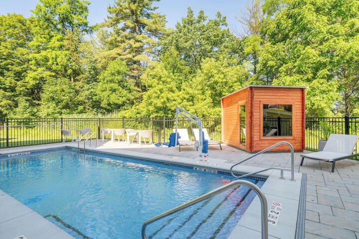 Pool 36 of 100