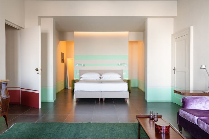 Room 6 of 69