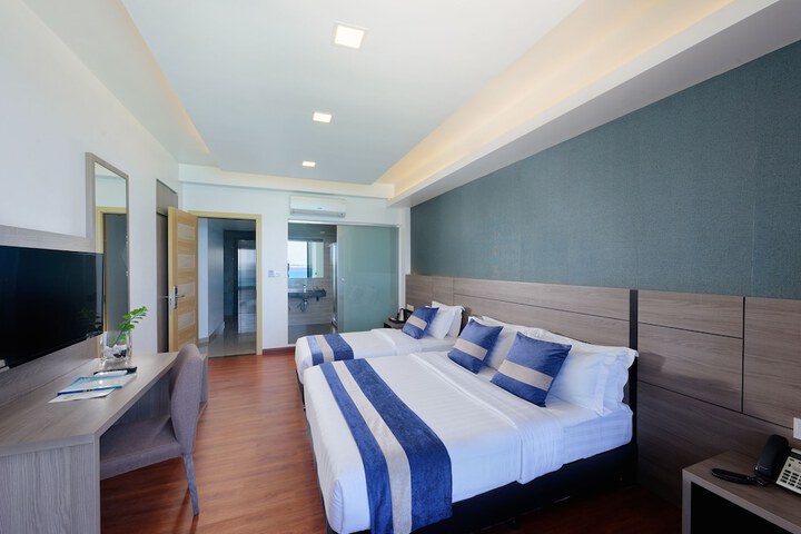 Room 6 of 60