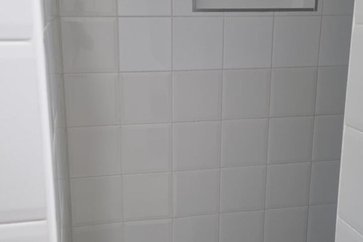 Room 35 of 46