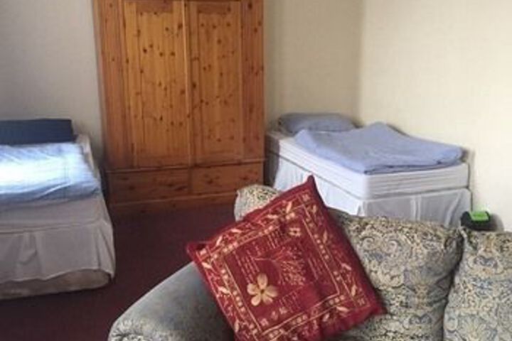 Room 9 of 31