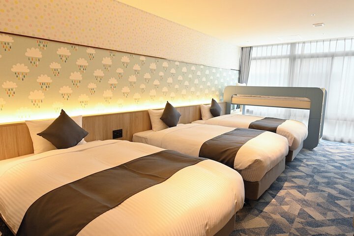 Room 60 of 99