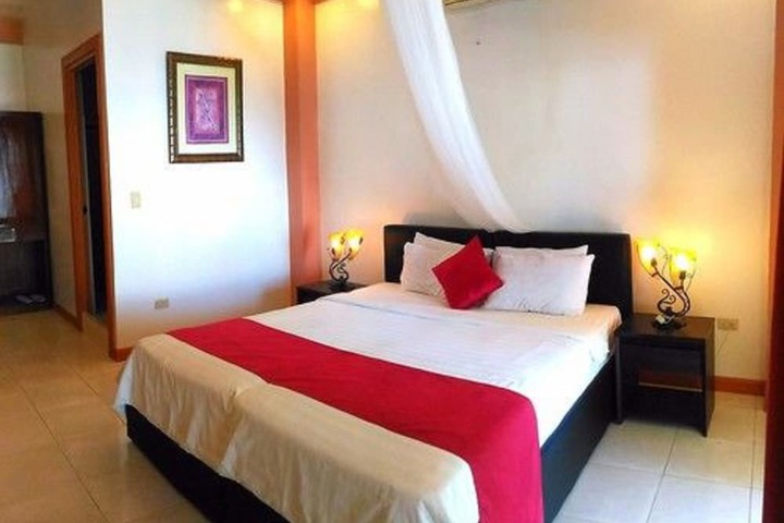 Room 19 of 70