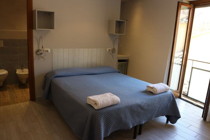 Room 28 of 90