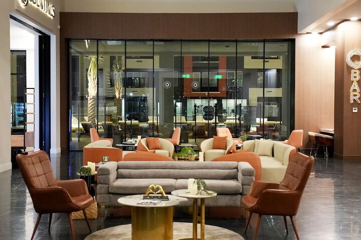 Hotel Interior 8 of 79