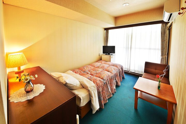 Room 30 of 57