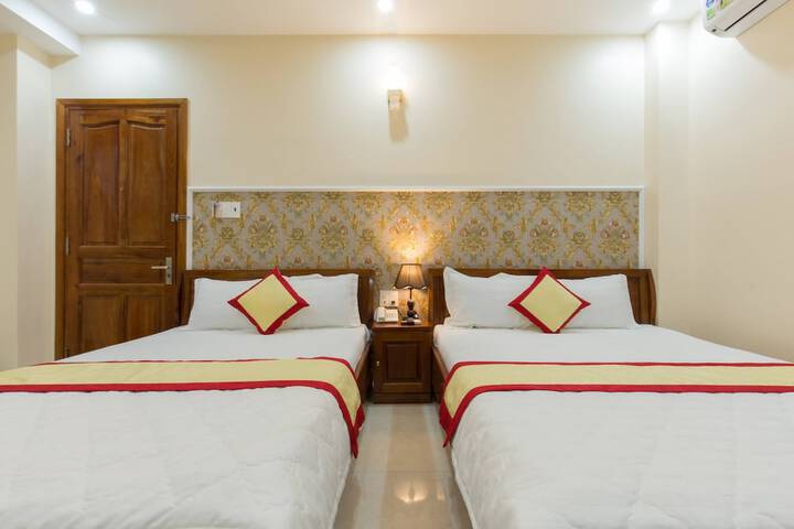 Room 16 of 25