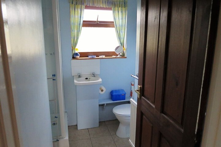 Room 3 of 18