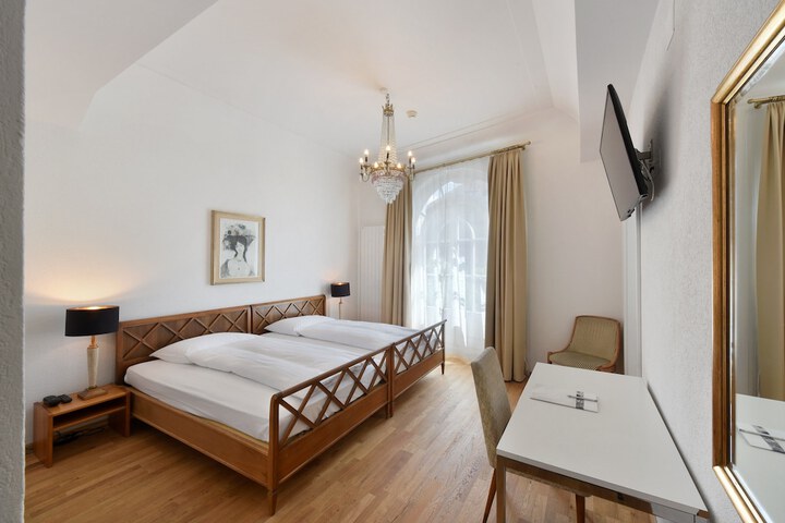 Room 35 of 56