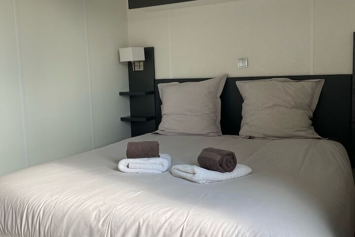 Room 5 of 25