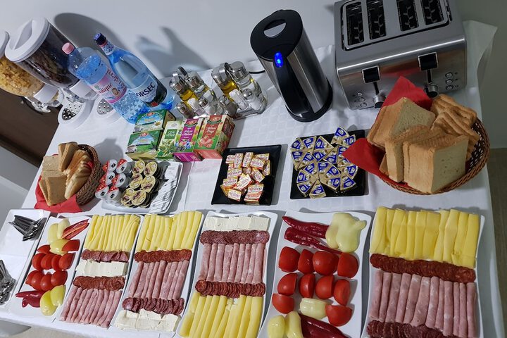 Dining 67 of 73