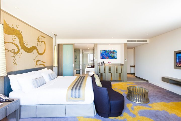 Room 21 of 250
