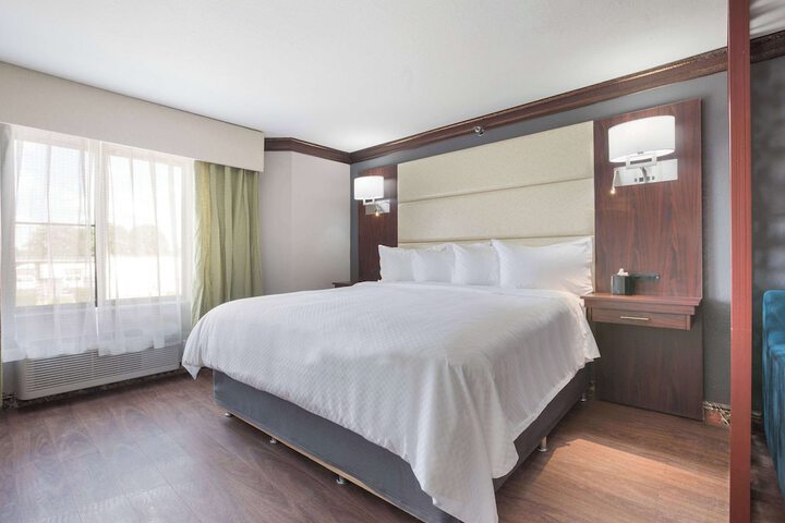 2 Queen Beds Suite Upgrade (4 of 35)