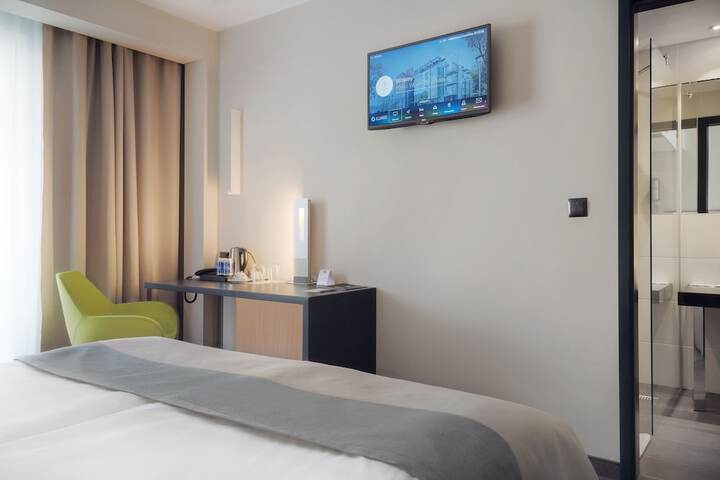 Room 20 of 113