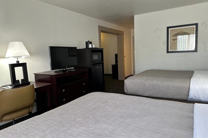 Room 33 of 88