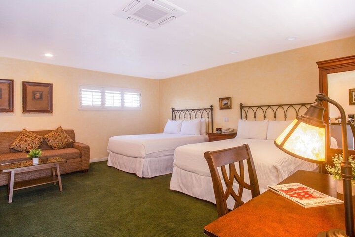 Room 30 of 81