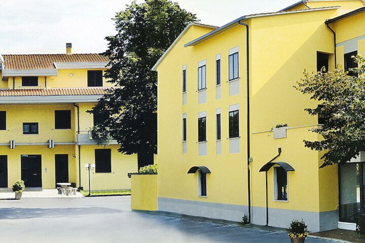 Hotel 63 of 64