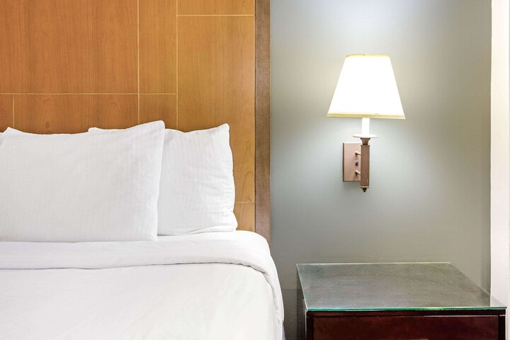 Room 20 of 53