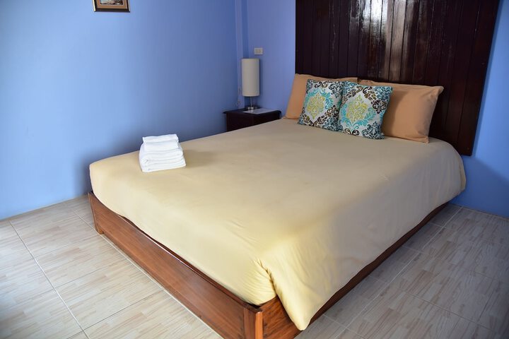 Room 3 of 39