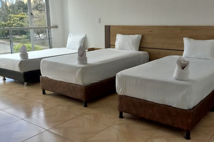 Room 11 of 24