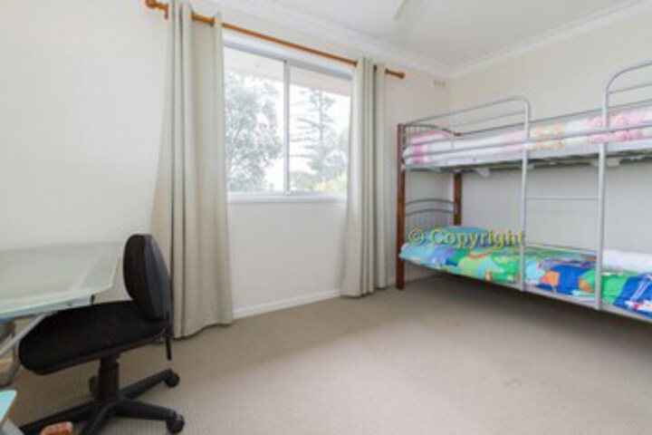 Room 11 of 17
