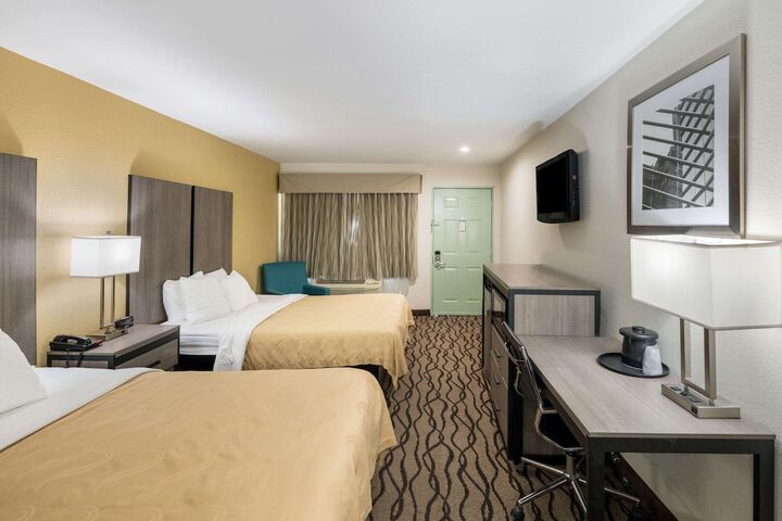 Room 14 of 44