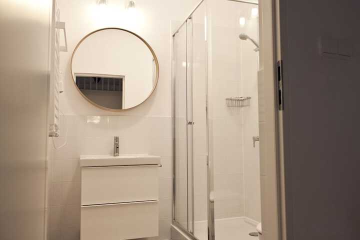 Room 44 of 57