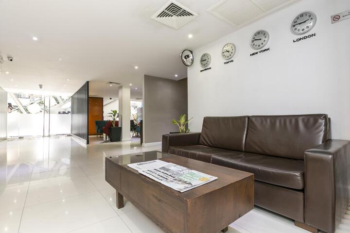 Guest Lobby