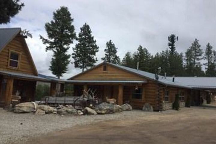 Tin Cup Lodge
